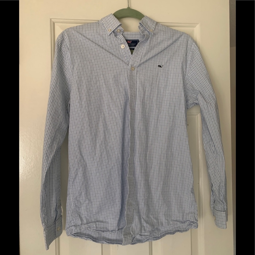 Vineyard Vines — Size XL